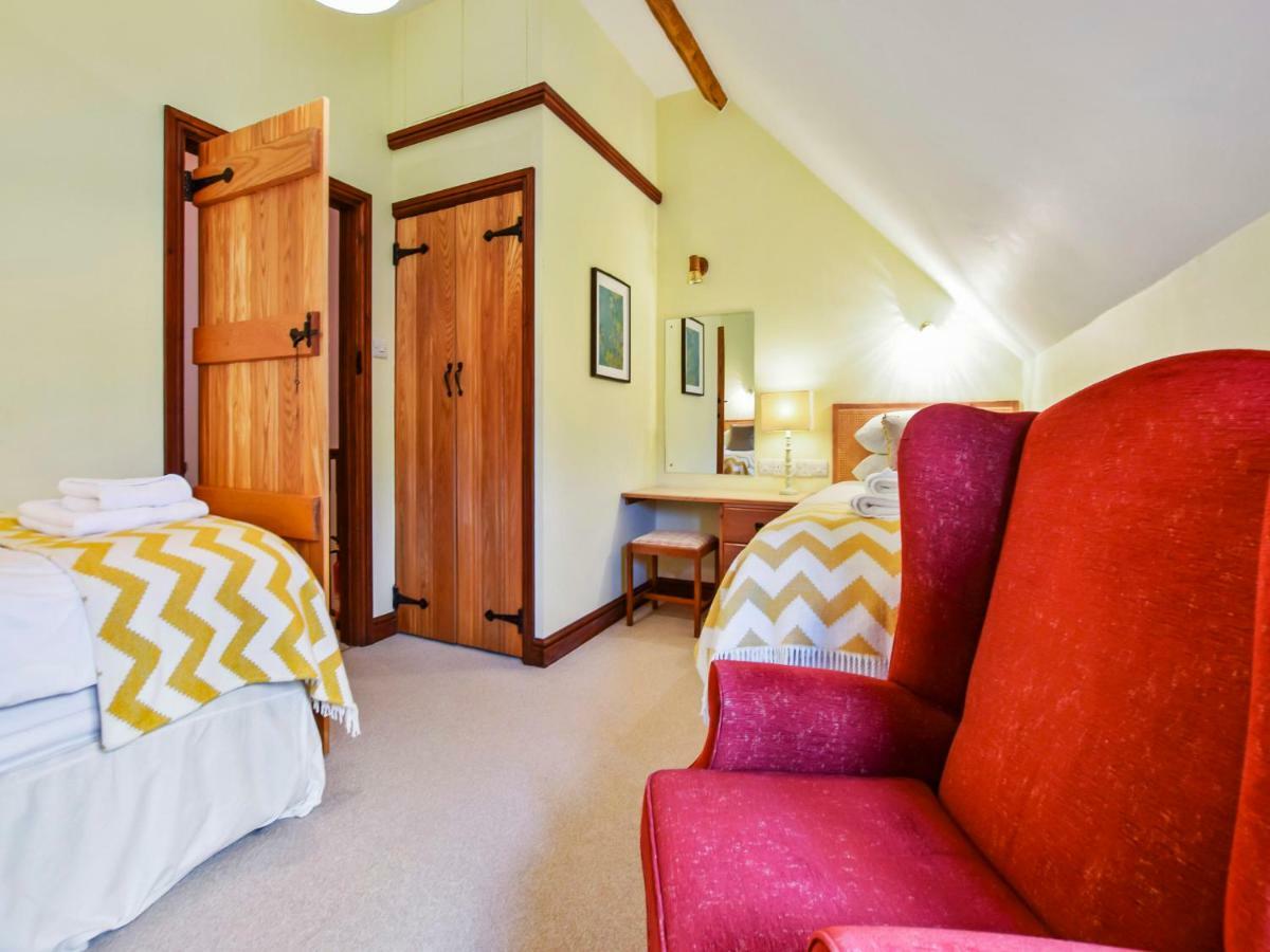 Stepping Stones Villa Блокли Екстериор снимка